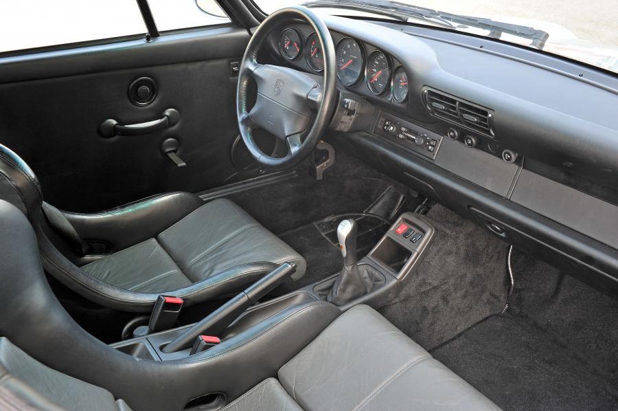  Porsche 911 GT2 1996 года  (фото 18 из 22)